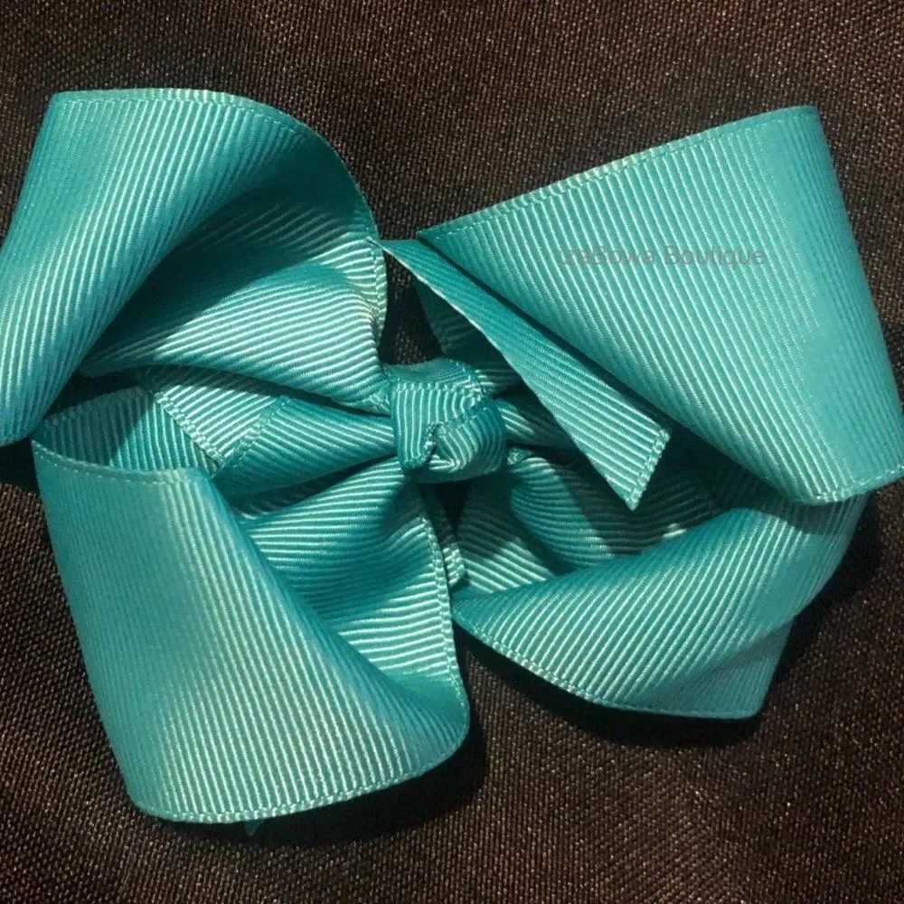 Hand Crafted emerald boutique